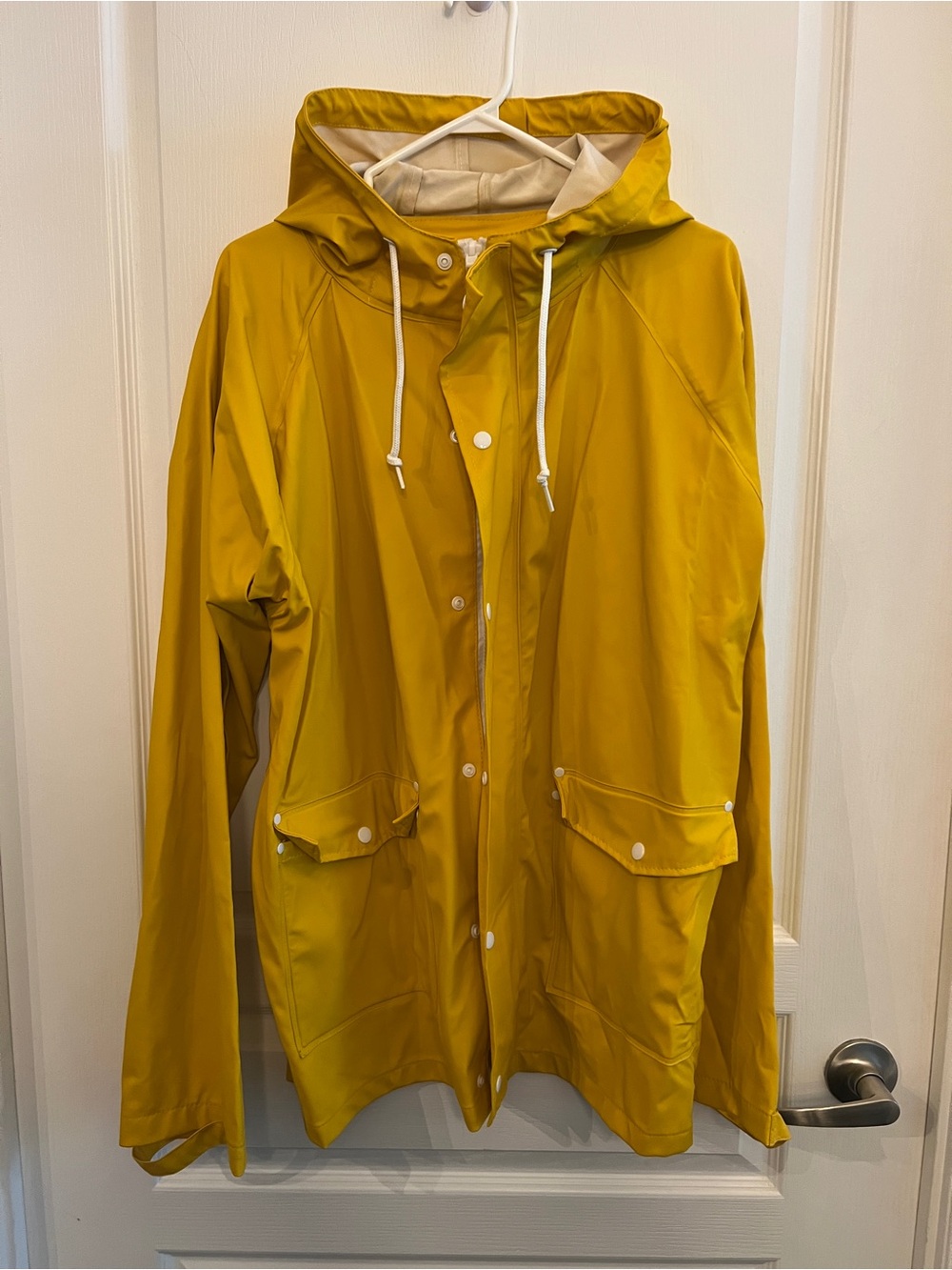 Men's Yellow Hooded Raincoat - Lightweight Waterproof Jacket